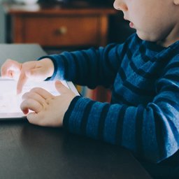¿Tiene sentido que los niños aprendan la escritura manuscrita en la era digital?