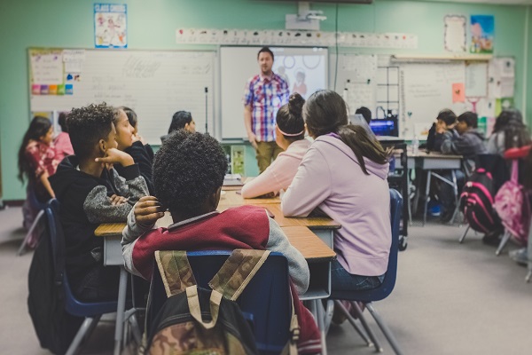 La educación comienza por el lenguaje