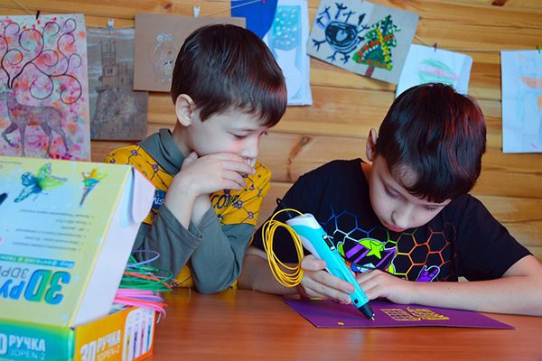 Makerspaces en bibliotecas para público infantil y juvenil